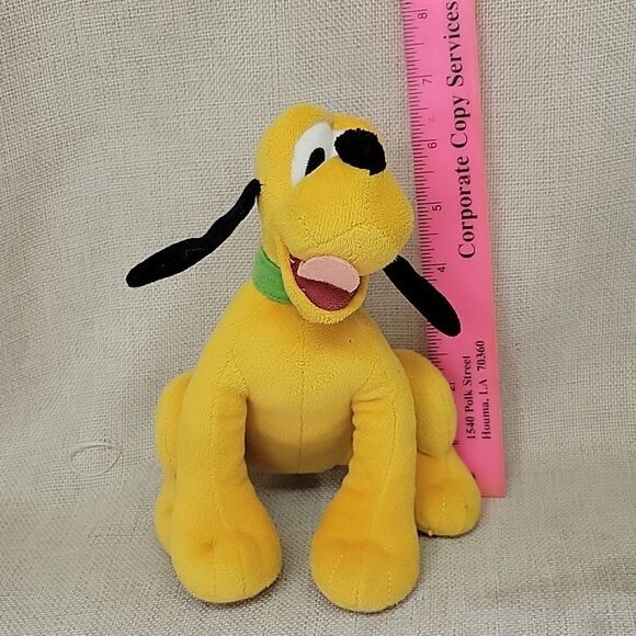 3 Disney plush toys and 1939 School Days in Disney Villegas book - Picture 4 of 10